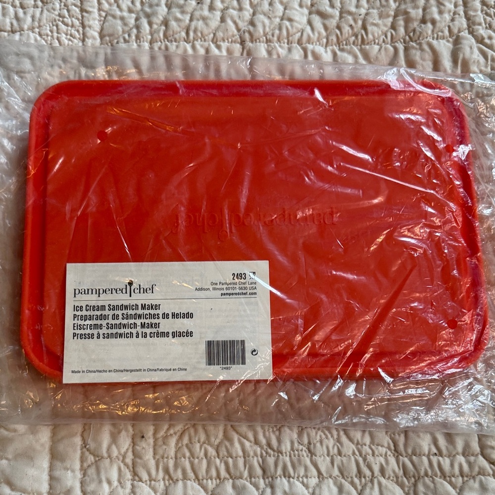 Pampered Chef Red Ice Cream Sandwich Maker